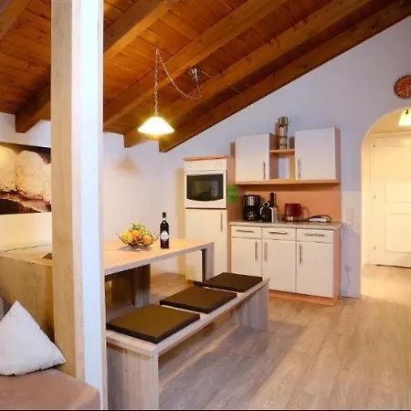 Zentrum Lorenzin Apartment